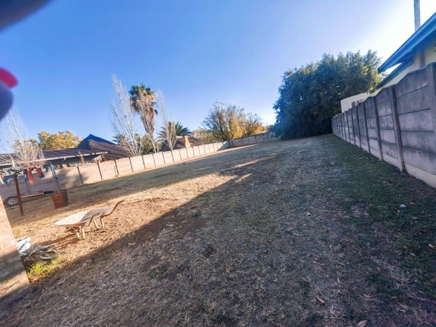 2 Bedroom Property for Sale in Miederpark North West